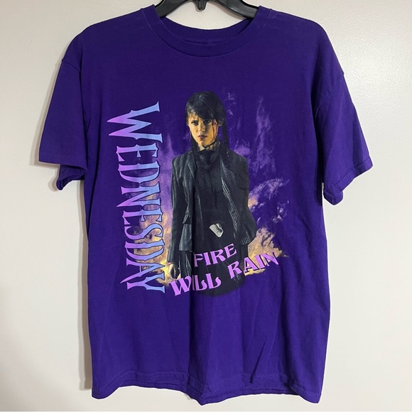 Men’s Wednesday Addams Graphic Print Fire Will Rain T-shirt Size Large Purple - Picture 1 of 6